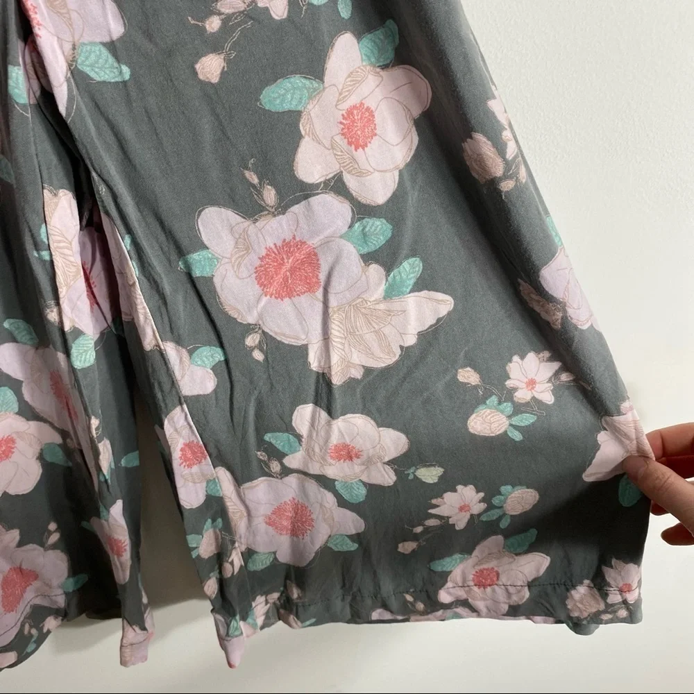 Old Navy Floral Palazzo Pants Medium Loose Gray Pink Kids Girls